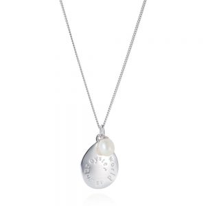 The world is your oyster necklace