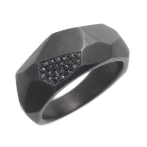 Midnight diamond facet ring
