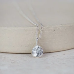 Single nugget charm pendant