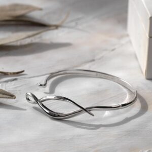 Entwine twist bangle - Image 3