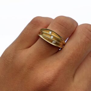 Oyster trio ring - Image 3