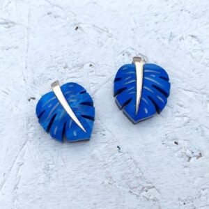 Alternative view of Monstera studs