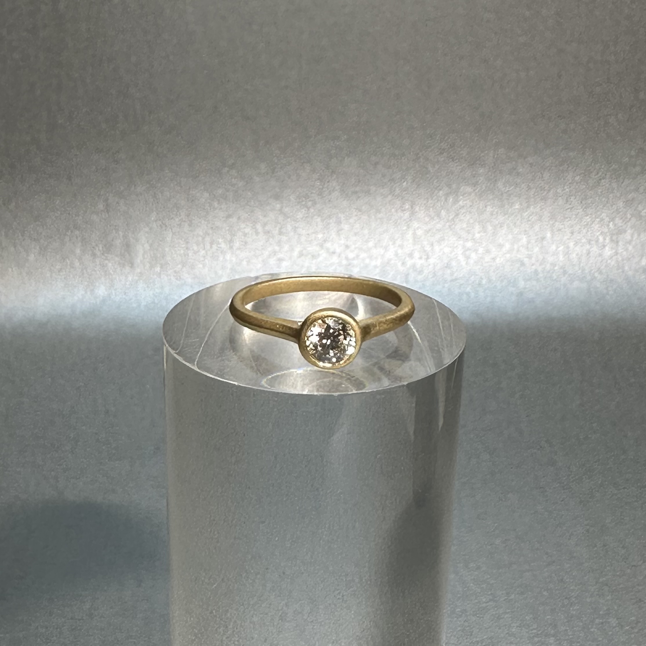 0.50ct 18ct yellow gold engagement ring - Image 2