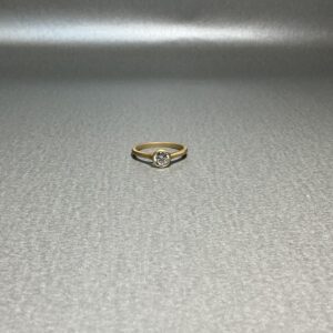 0.50ct 18ct yellow gold engagement ring - Image 4