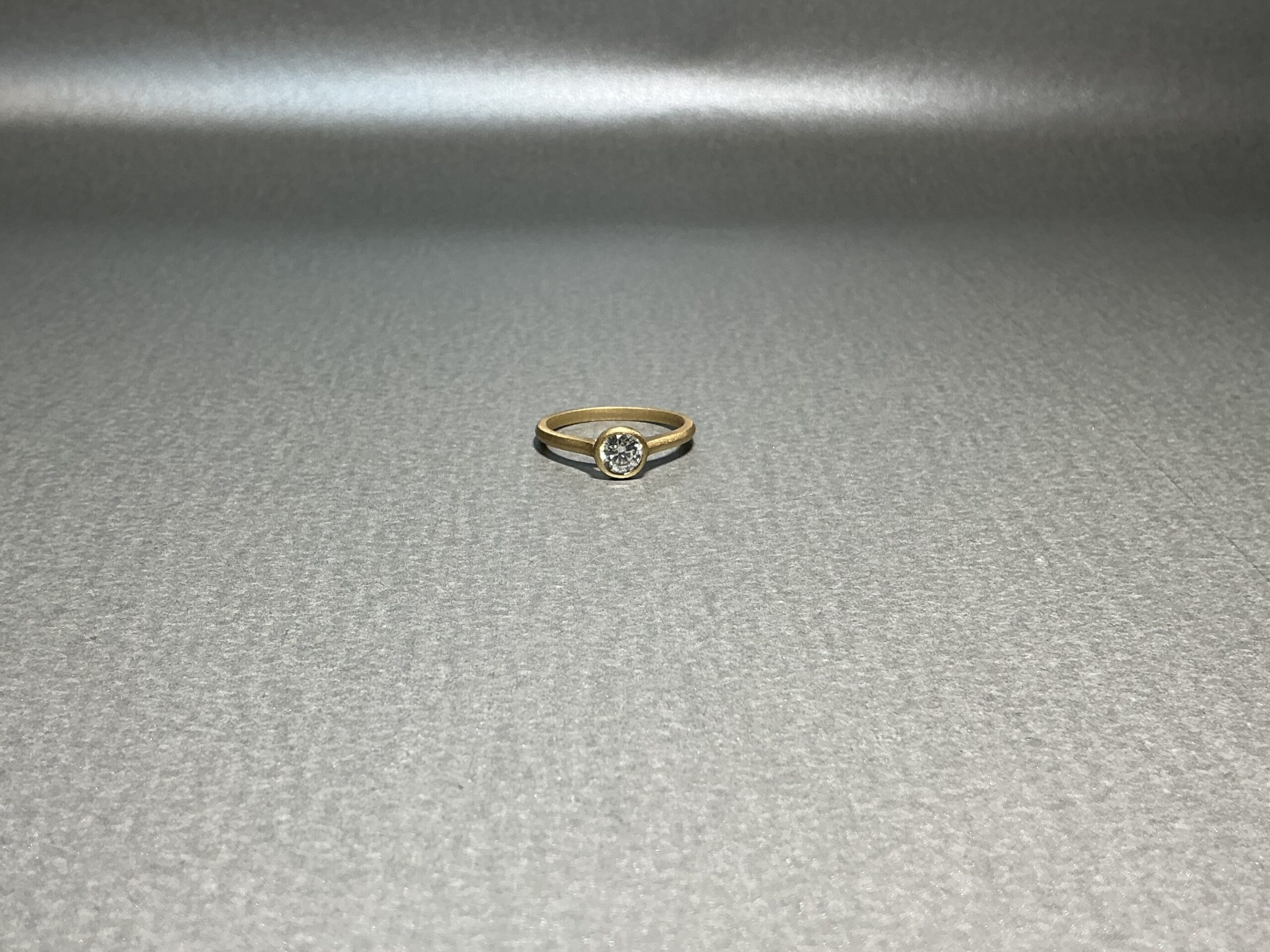 0.50ct 18ct yellow gold engagement ring - Image 4