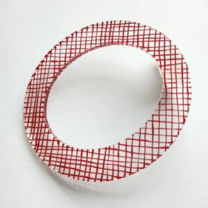 Oval disc bangle