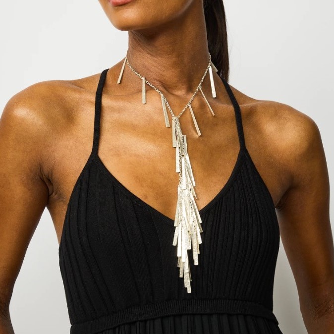 Unravelled Fringe necklace - Image 3