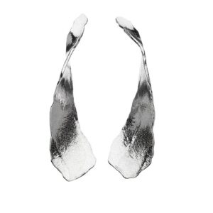 Edges long twist earrings