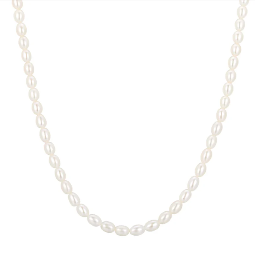 Golden pearl necklace