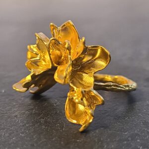 Purely petals golden statement ring